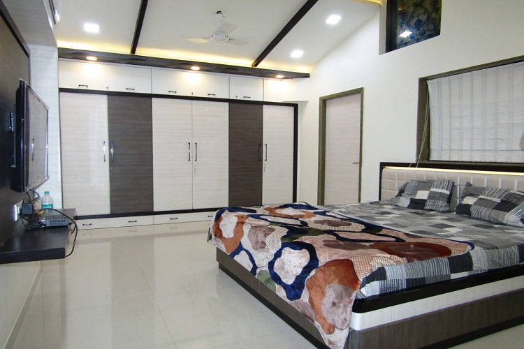 4 BHK - NEHA PART Bungalow in panchgani